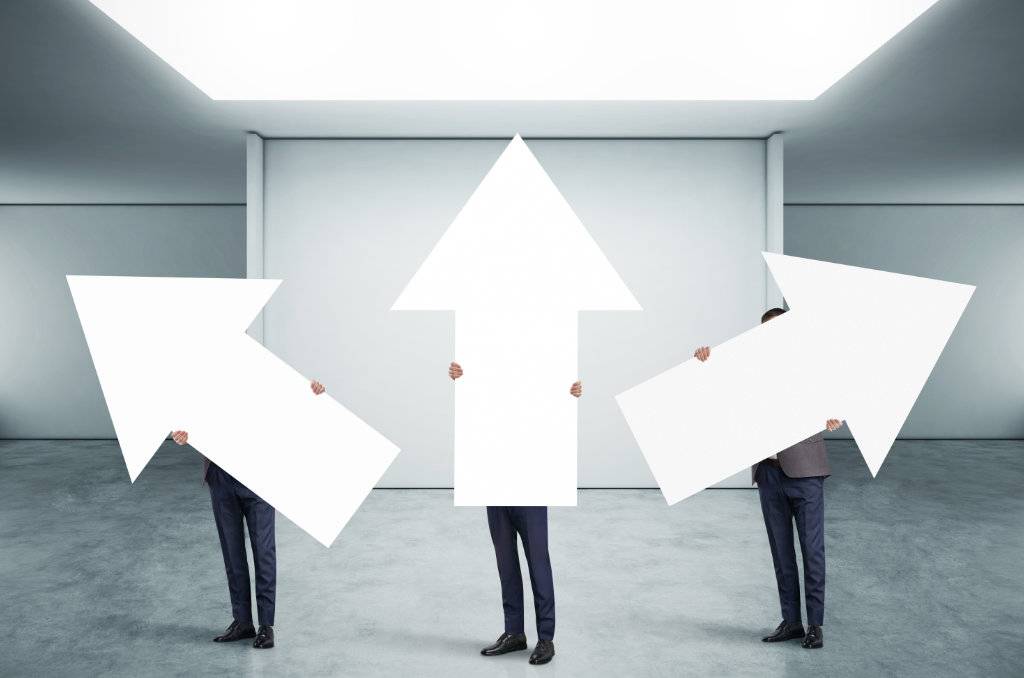 Pfeile in drei Richtungen