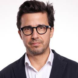 Portraitfoto Jan Heinze